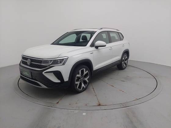 VOLKSWAGEN TAOS 1.4 250 TSI TOTAL FLEX HIGHLINE AUTOMÁTICO